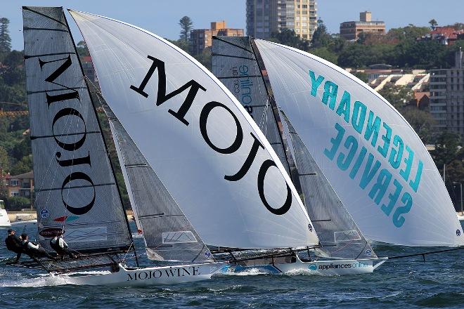 Mojo Wine and Appliancesonline to the bottom mark - 2015 JJ Giltinan 18ft Skiff Championship © Frank Quealey /Australian 18 Footers League http://www.18footers.com.au